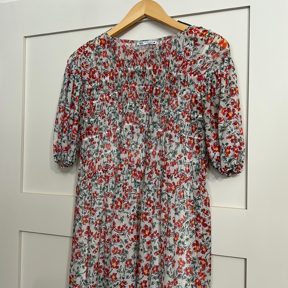 Floral Zara dress size M